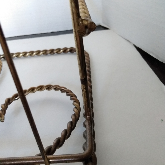 Twisted metal scroll magazine/ record holder - Picture 12 of 13